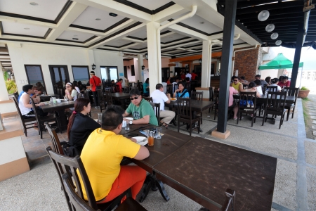 Bay-ler View restaurant